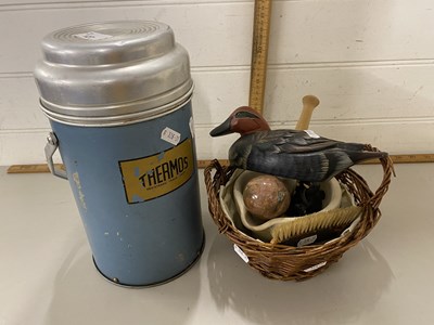 Lot 127 - Mixed Lot: Vintage Thermos flask, model duck,...