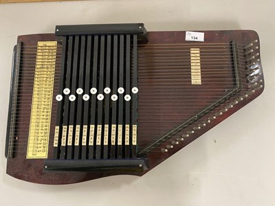 Lot 134 - Vintage Auto Harp