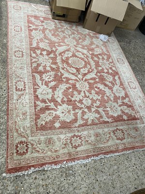 Lot 304 - Modern floral decorated rug