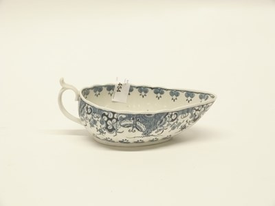 Lot 454 - A Worcester porcelain sauce boat decorated...