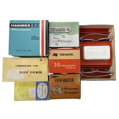 Lot 163 - A collection of various vintage boxed...