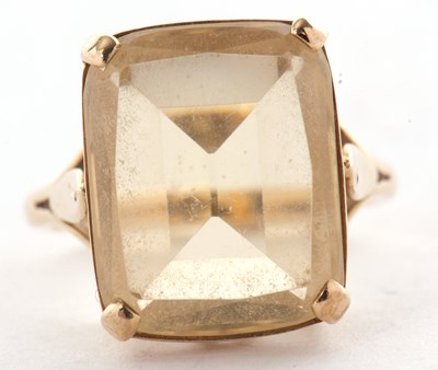 Lot 15 - A 9ct citrine ring, the radiant cut citrine,...