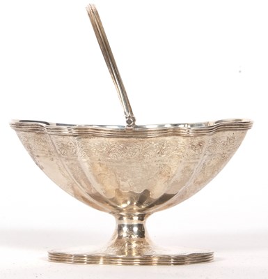 Lot 3 - An Edward VII silver sugar basket of oval form,...