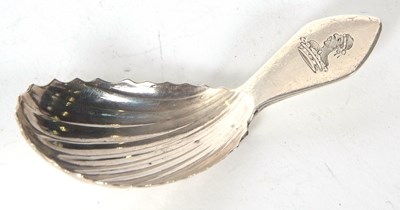 Lot 128 - A George III Irish silver caddy spoon, oval...