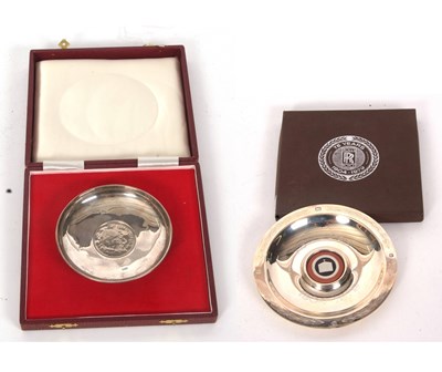 Lot 262 - Mixed Lot: A cased silver Winston Church...