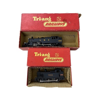 Lot 128 - A pair of boxed Triang 00 gauge locomotives to...