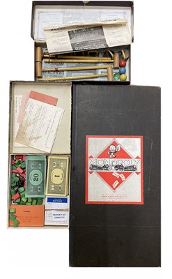 Lot 288 - A pair of vintage table-top games, to include:...