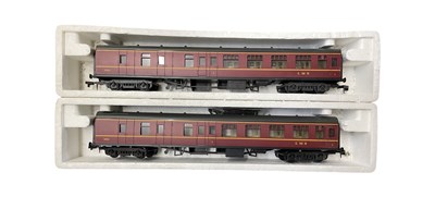 Lot 154 - A pair of Lima 0 gauge railway corridors in...